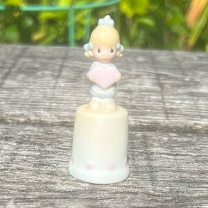 Precious Moments “God is Love, Dear Valentine” porcelain thimble